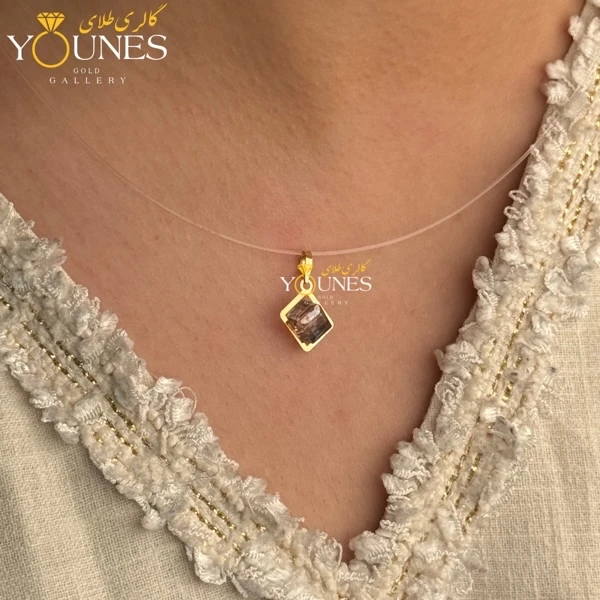 آویز طلا سواروسکی مربعی سالمونی